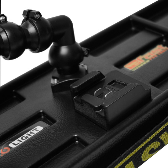 Street PRO Light (40 cm) 6 fitas - suporte embutido Makita 12v com ventosa americana